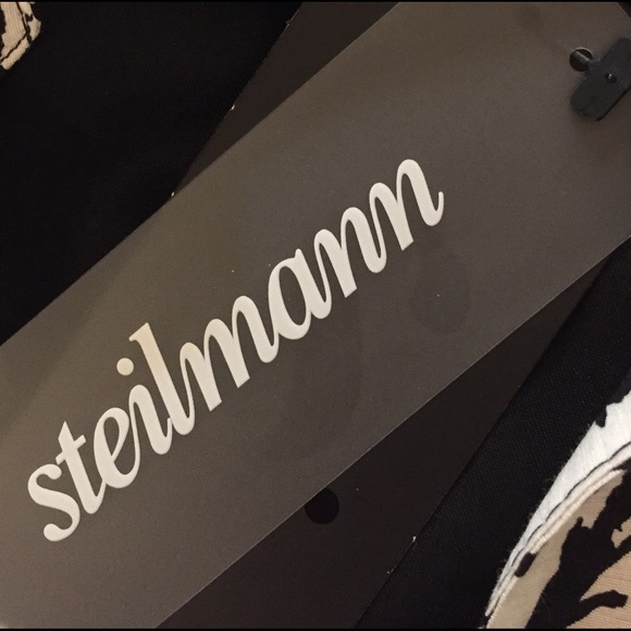 Black and White Print Dress - Picture 5 of 5